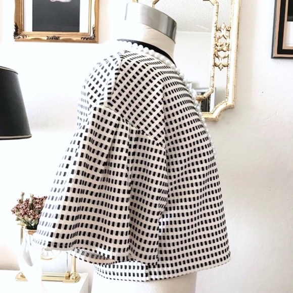 Crop Top Bell Sleeves Small - Picture 2 of 7